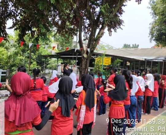 Latihan_Tari_mingguan_tari_simsim_dan_bajidor_kahot